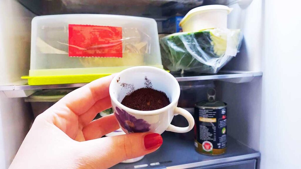 Gli utilizzi dei fondi di caffè che non ti aspetti