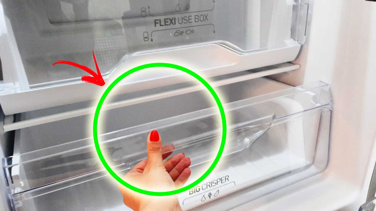 La pulizia del pannello touch del frigorifero
