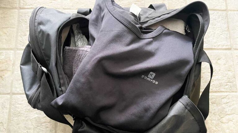 Come togliere la puzza di sudore sui vestiti sportivi